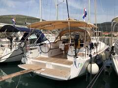 Dufour 382 GL (sailboat)